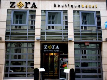 BOUTIQUE ZARA