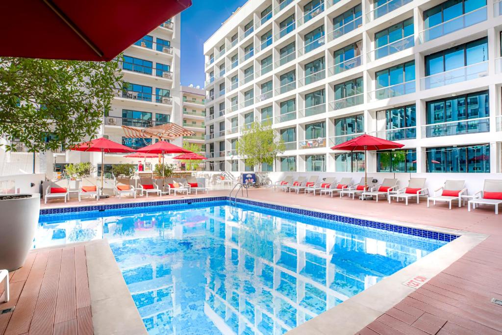 GOLDEN SANDS HOTEL APARTMENTS