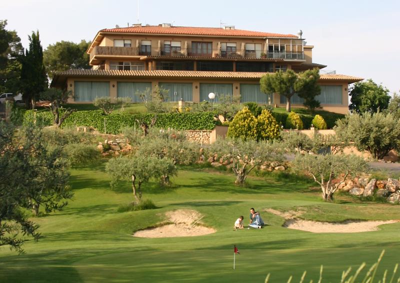 Hotel Golf Can Rafel - Hotel cerca del Roc 3 Pitch Putt Golf