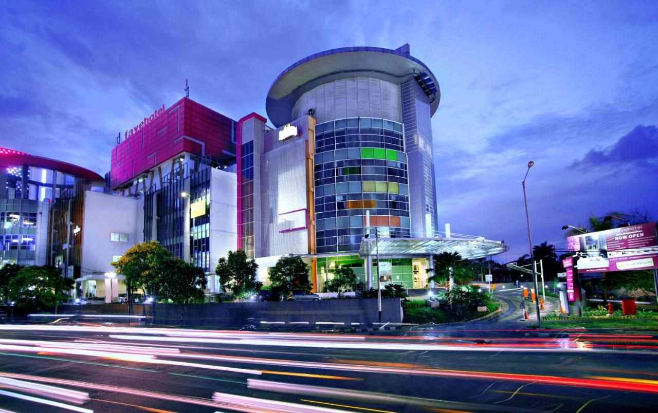 FAVEHOTEL PLUIT JUNCTION