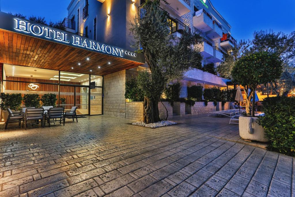 HARMONY HOTEL PETROVAC