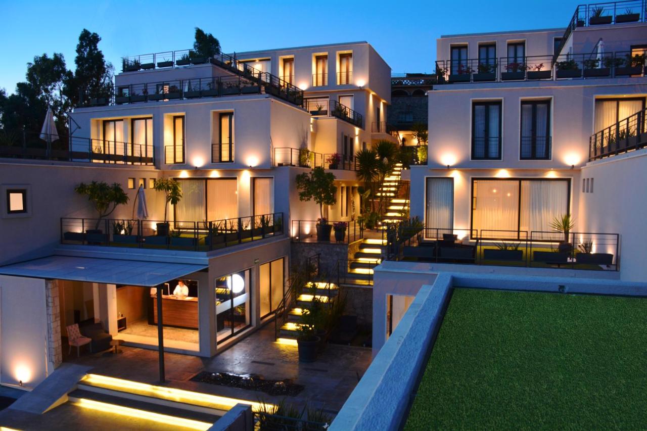 ILO ROJO HOTEL BOUTIQUE