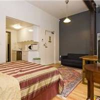 STUDIO APARTMENT CITY VIEW DOWNTOWN URBAN WIRELESS INTERNET SLEEPS 3