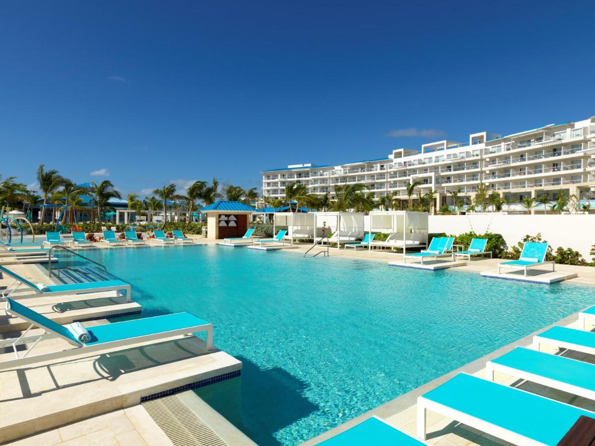 MARGARITAVILLE ISLAND RESERVE CAP CANA WAVE