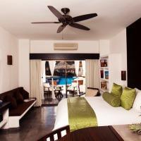 BAHIA HOTEL & BEACH HOUSE