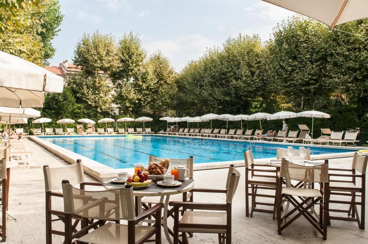 GRAND HOTEL ROYAL