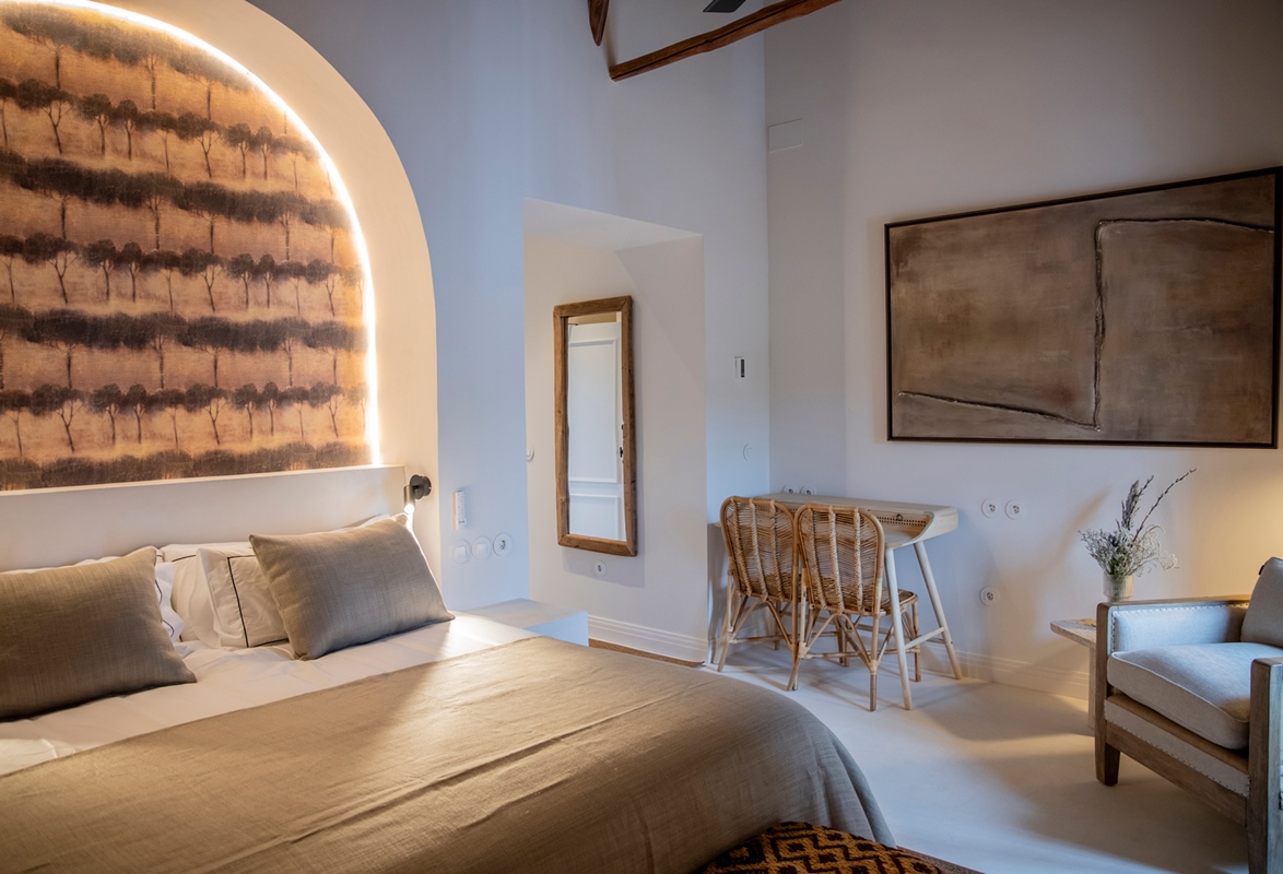 CORBELLA HOTEL