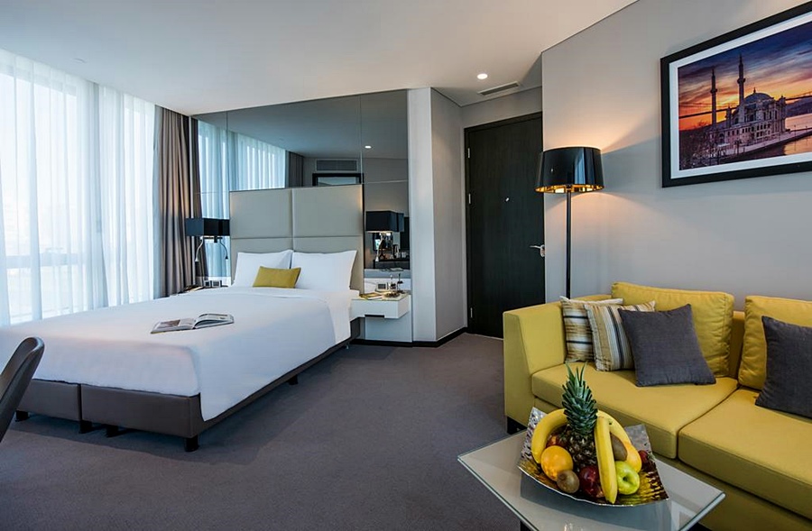 room photo