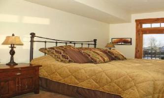PLATINUM COLLECTION AT TRAPPEURS CROSSING RESORT B