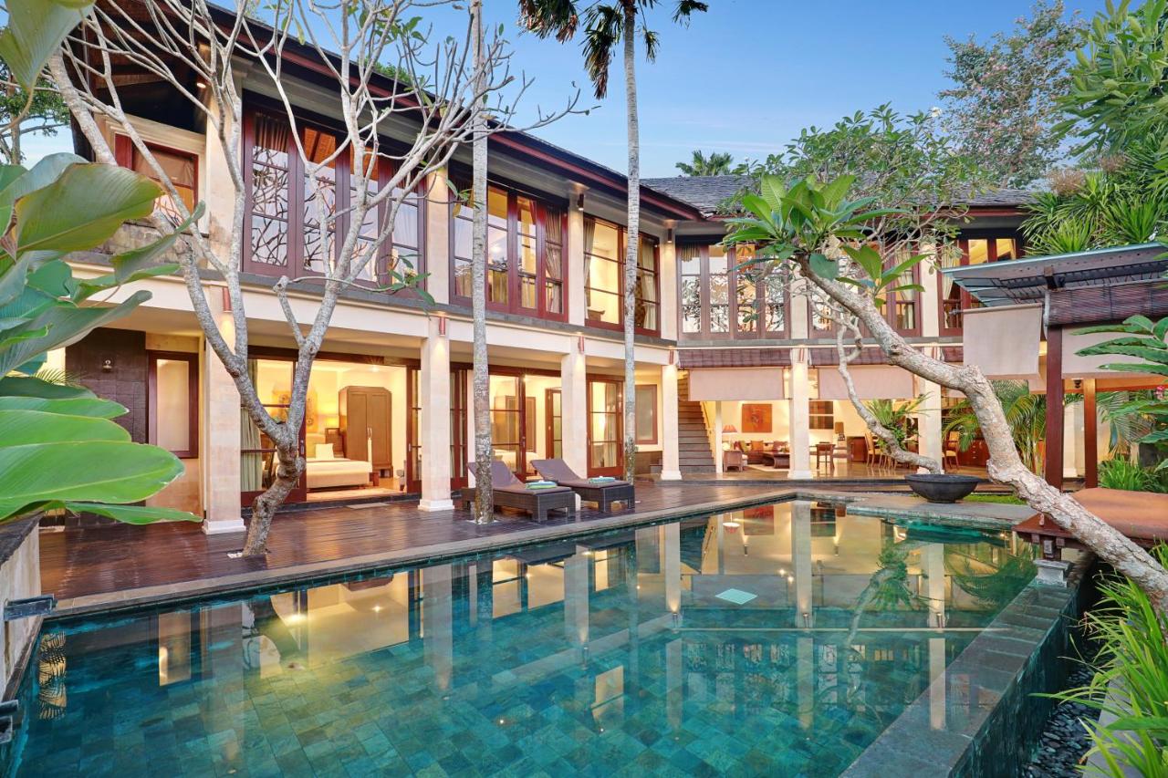 GENDING KEDIS LUXURY VILLAS