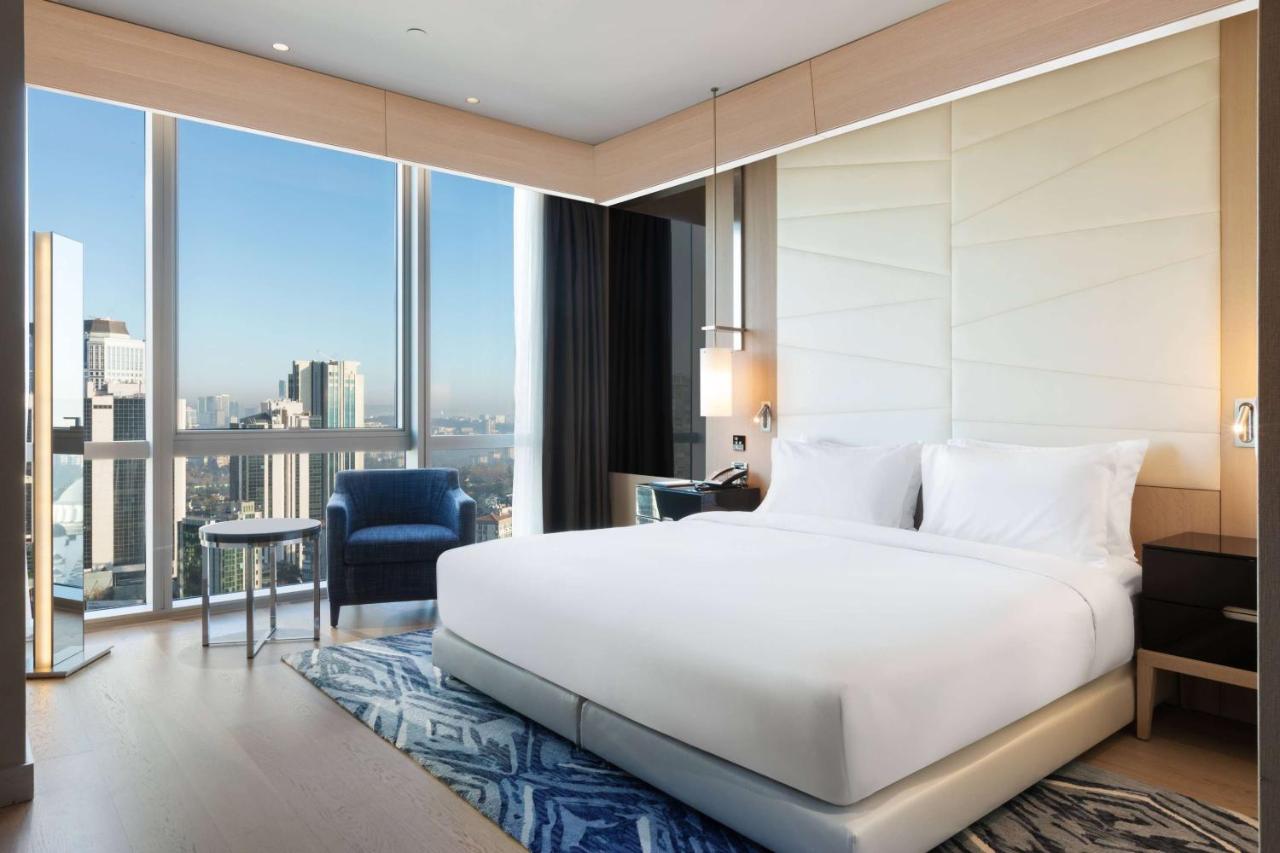 WYNDHAM GRAND ISTANBUL LEVENT HOTEL & CONFERENCE CENTER