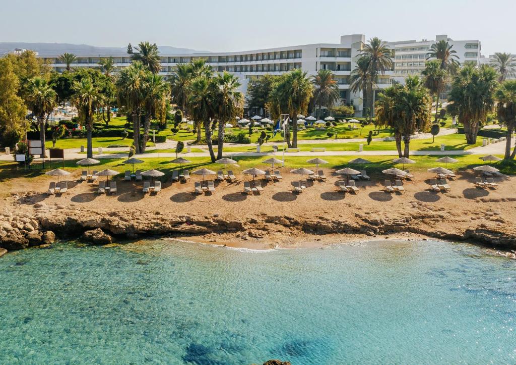 IMPERIAL ISLAND RESORT