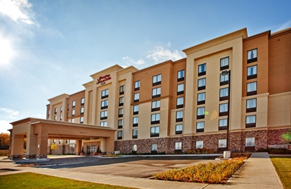 HAMPTON INN & SUITES BY HILTON BARRIE