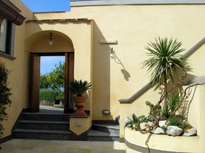 RELAIS REGINA GIOVANNA (DLX-MIN NT STAY)