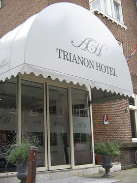 TRIANON