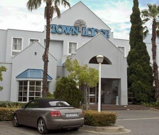 TOWN LODGE MIDRAND