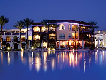 ROYAL SAVOY HOTEL AND VILLAS