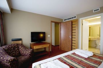 CROWNE PLAZA