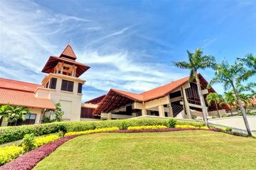 MAGELLAN SUTERA