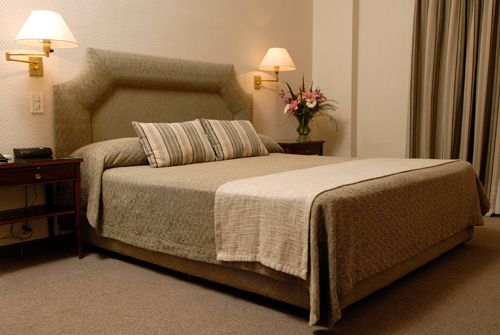 hotel-img