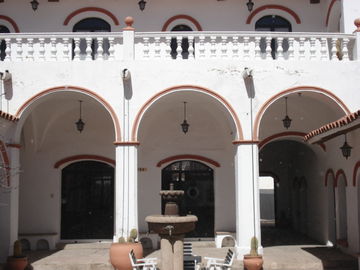 Hotel COLONIAL