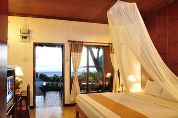TWINBAY RESORT & SPA