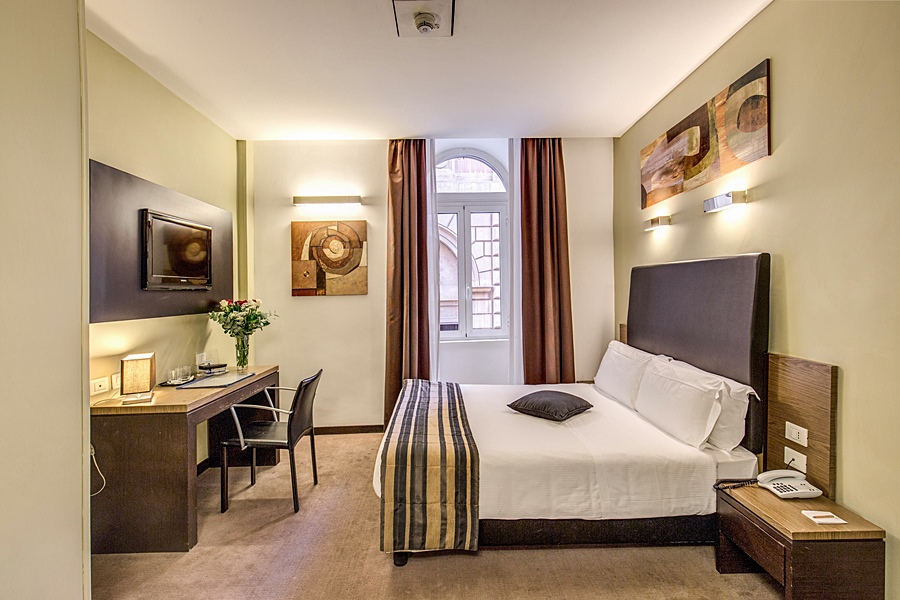 room photo