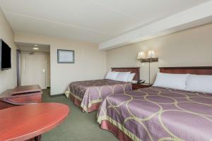 SUPER 8 BY WYNDHAM MISSISSAUGA