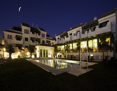 APARTAMENTOS PUEBLO EL GOLETO