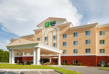HOLIDAY INN EXPRESS  AND  SUITES C