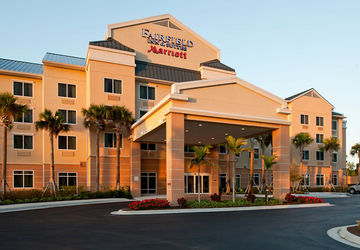 FAIRFIELD INN  AND  SUITES NAPLES