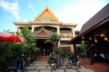 SHINING ANGKOR BOUTIQUE