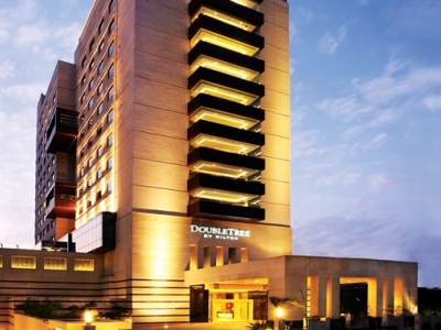 DOUBLETREE BY HILTON (T)