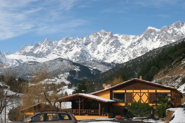 LA CABAÃ‘A- POTES - Hotel cerca del Monasterio de Santo Toribio de Liébana