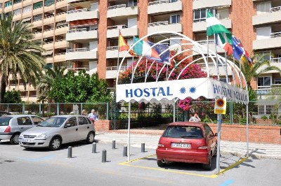 Hotel Hostal Velilla