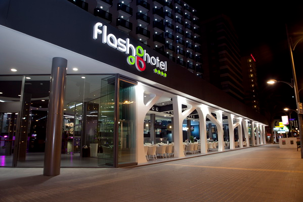 FLASH HOTEL (ADULTS ONLY)