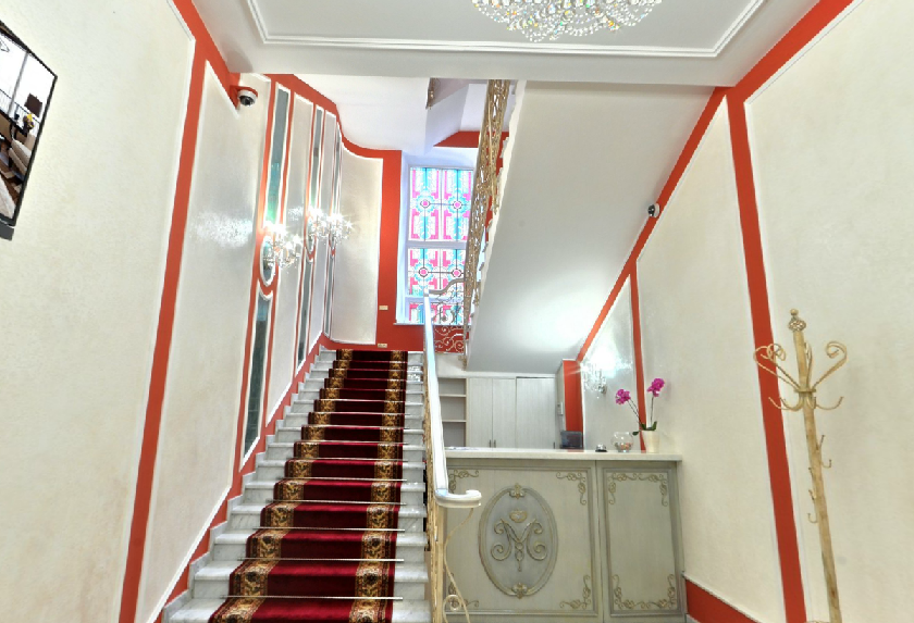 METRO HOTEL APARTMENTS