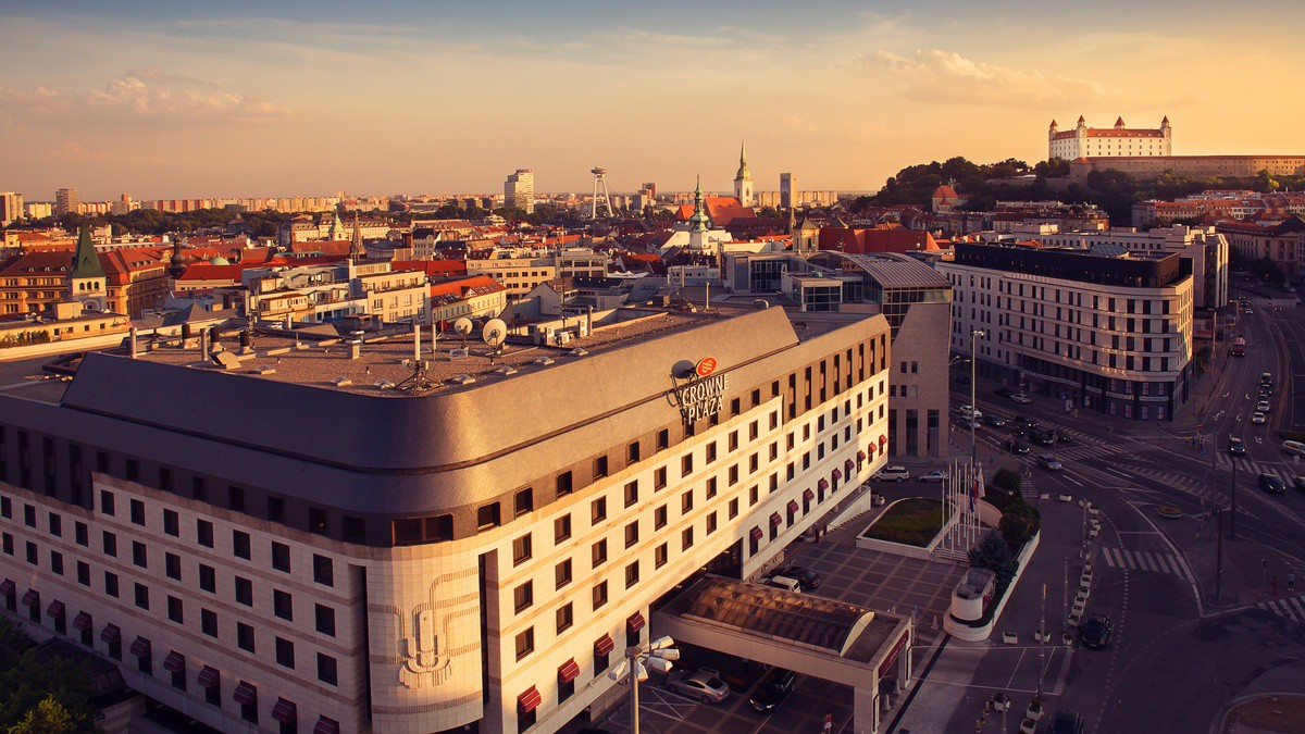 CROWNE PLAZA BRATISLAVA