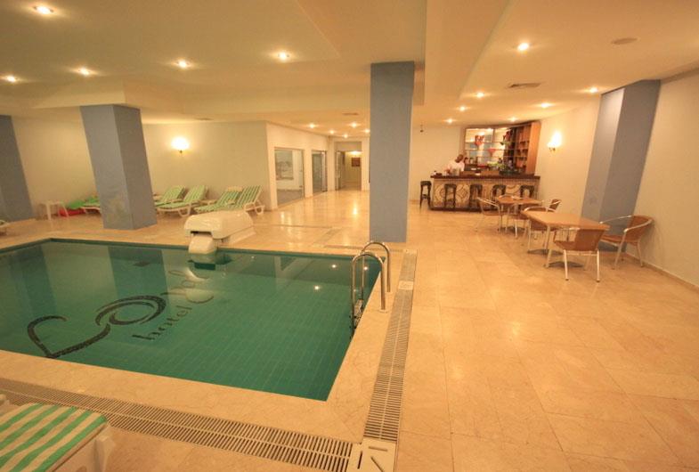 SIDE HERA PARK HOTEL