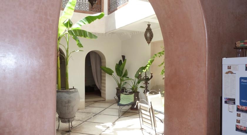 RIAD LE NID DE LA COLOMBE