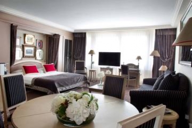 MANOTEL ROYAL