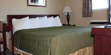 QUALITY INN & SUITES 1000 ISLANDS - STANDARD BB