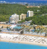 APARTAMENTOS TRES TORRES
