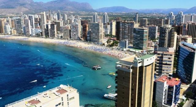 APARTAMENTOS BUENOS AIRES - Hotel cerca del Playa de Levante de Benidorm