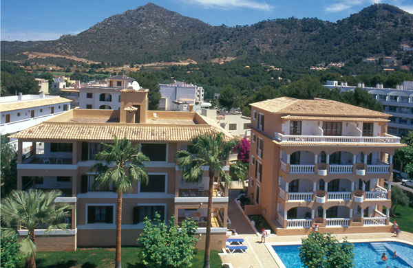 APARTAMENTOS S'OLIVERA (CANYAMEL)