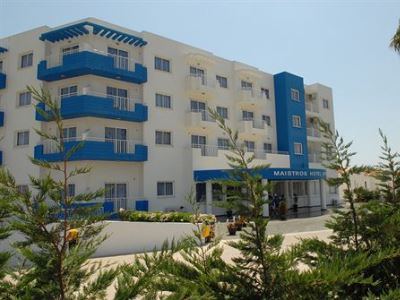 MAISTROS APARTMENTS (1-BEDROOM BUNGALOW)