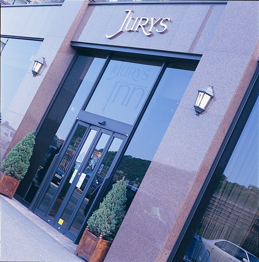 JURYS INN EDINBURGH