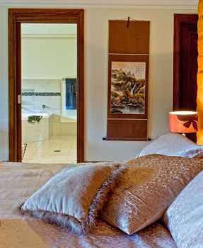 Trovalia Bellbird Cottage B B