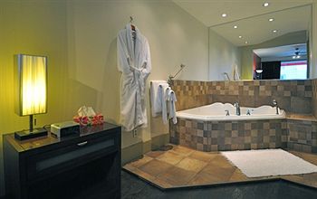 AUBERGE DU CARR¿ ST-LOUIS
