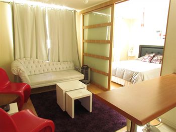 SANTIAGO ART SUITES